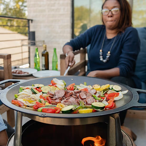 Ranger 15" Cast Iron Wok Top + Hub