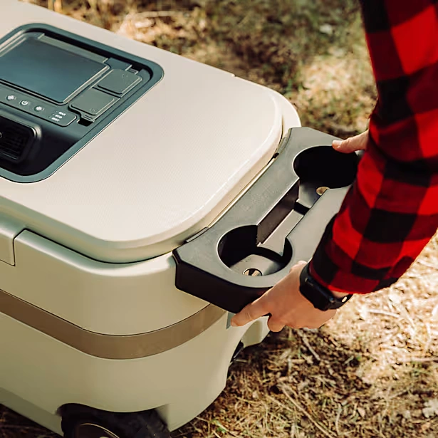 Windchill Cooler Drink Dock